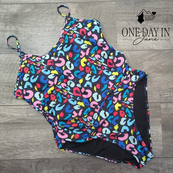 Aimage Ring Back One Piece Swimsuit Size XL - Picture 3 of 7